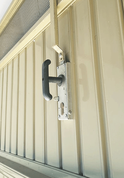 deframultiservice.serraturabasculante